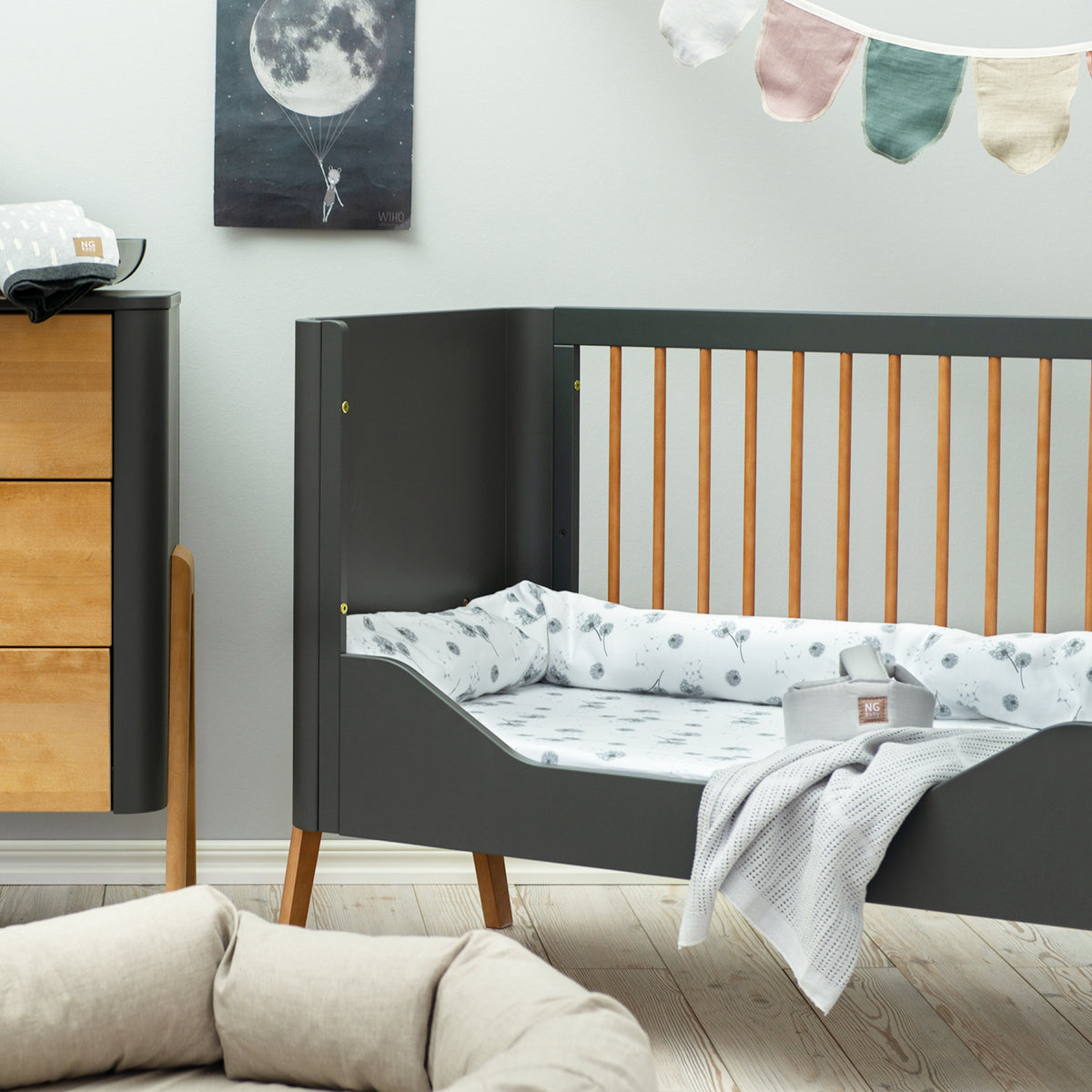 Babybett Torsten | WEIß / NATUR | TROLL